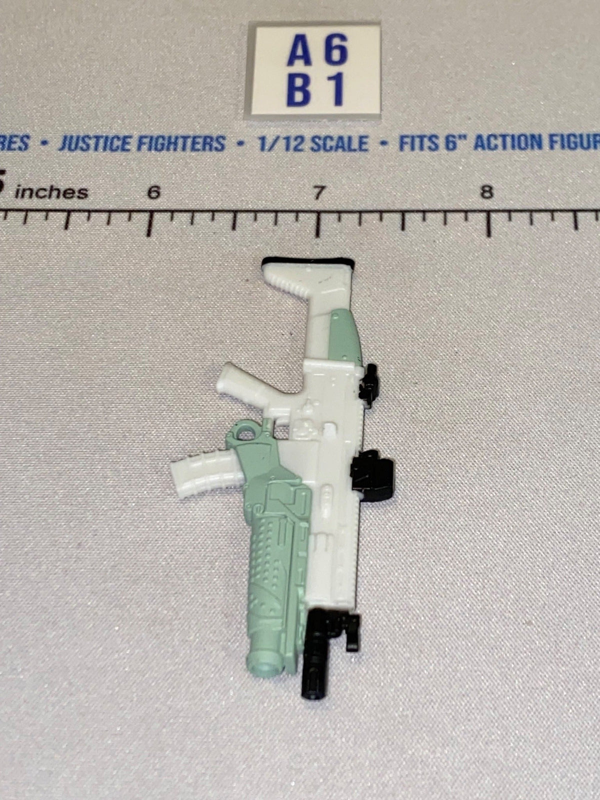 1/12 Scale Modern Era SCAR Assault Rifle - Valaverse