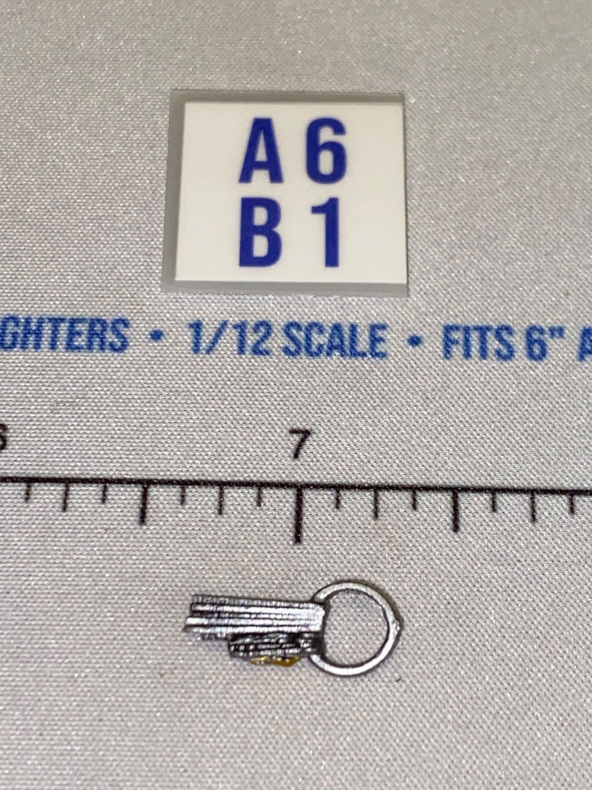 1/12 Scale Modern Era Key Ring - Diorama Item