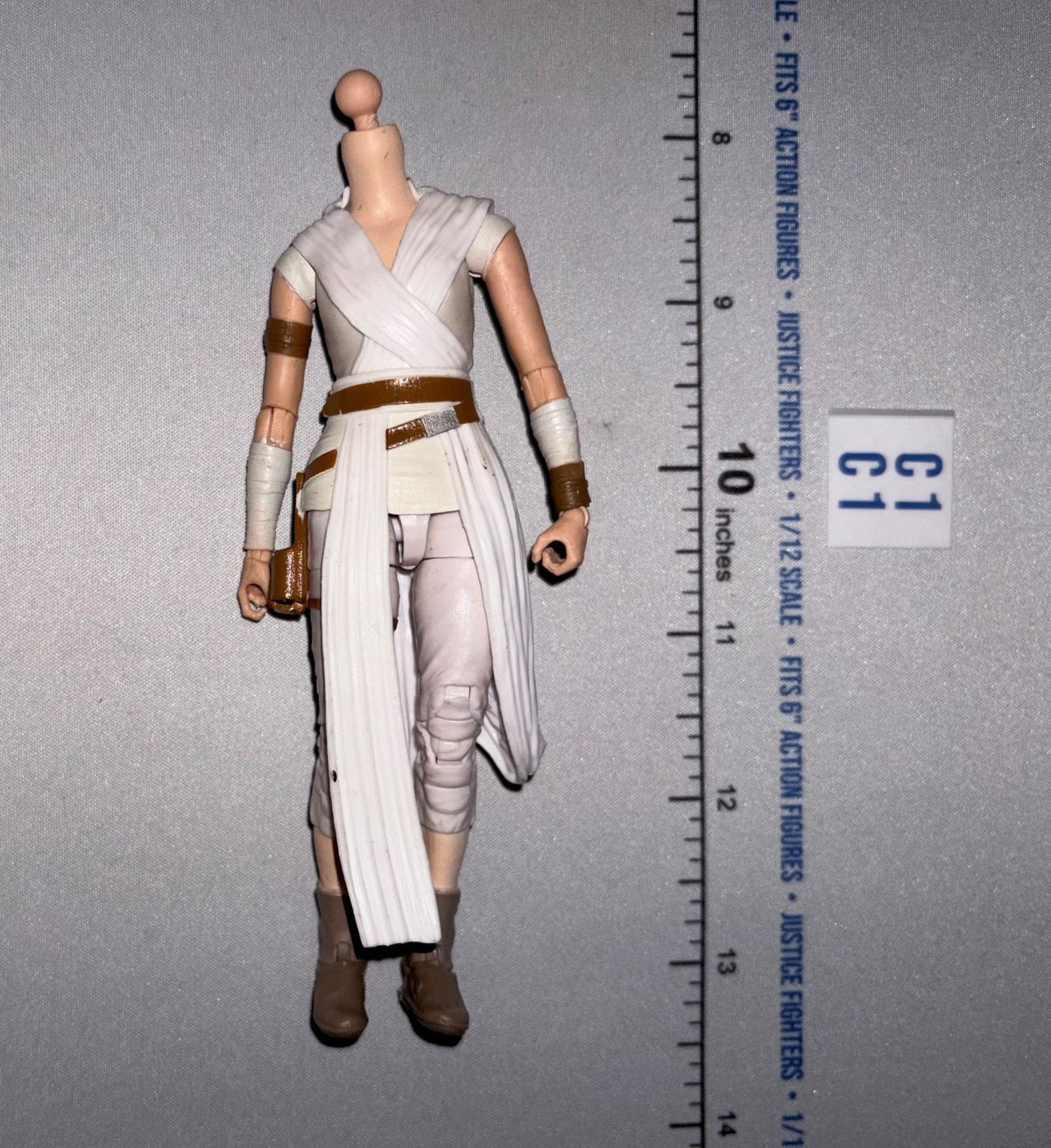 1/12 Scale Female Action Figure Body - Star Wars Black Series - White Robes