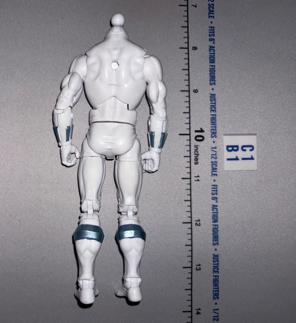 1/12 Scale Action Figure Body - Headless - Marvel Legends