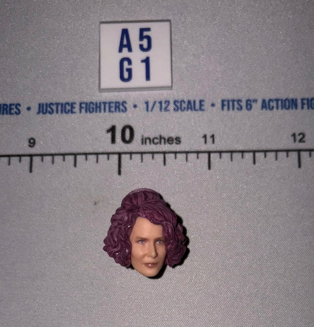 1/12 Scale Female Head Sculpt with Dark Curly Hair - Star Wars Black Series