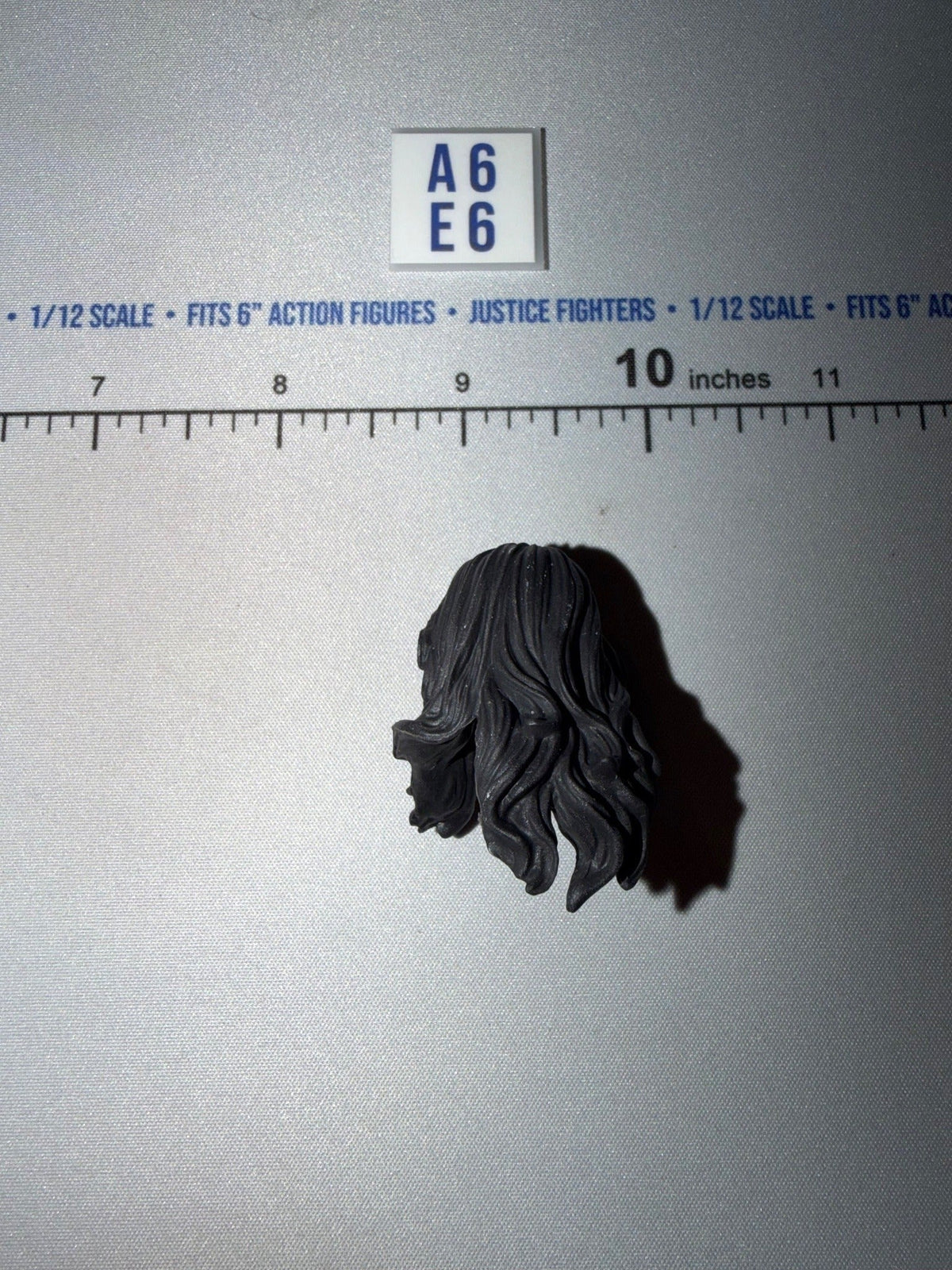 1/12 Scale Female Head Sculpt with Long Dark Hair and Mask - Spider-Woman - Marvel Legends