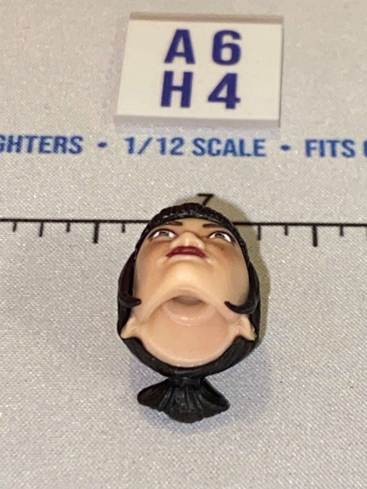 1/12 Scale Female Head Sculpt with Black Updo Hair and Red Lips - Bangs, Updo