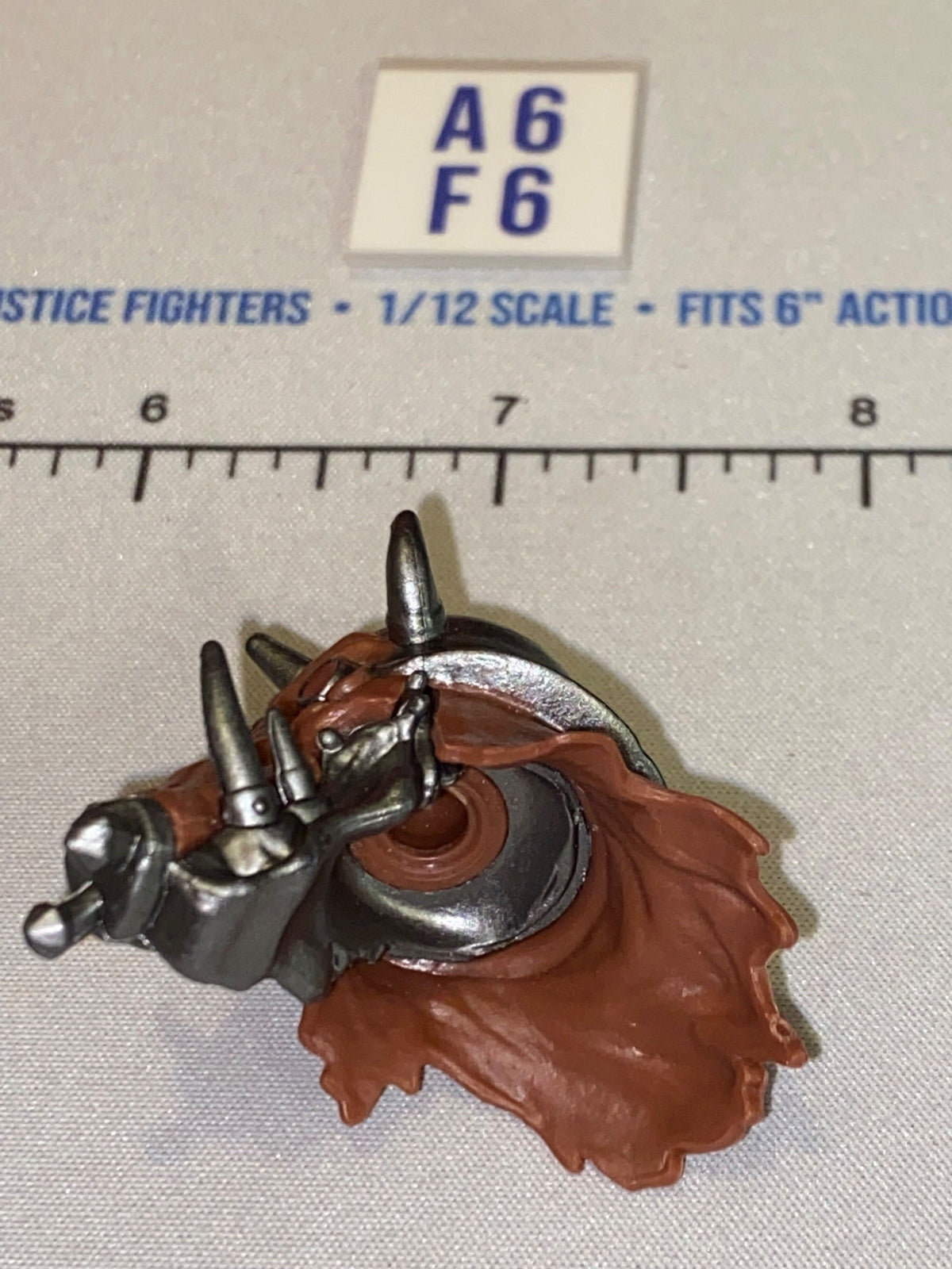 1/12 Scale Fantasy Armored Creature Head Sculpt