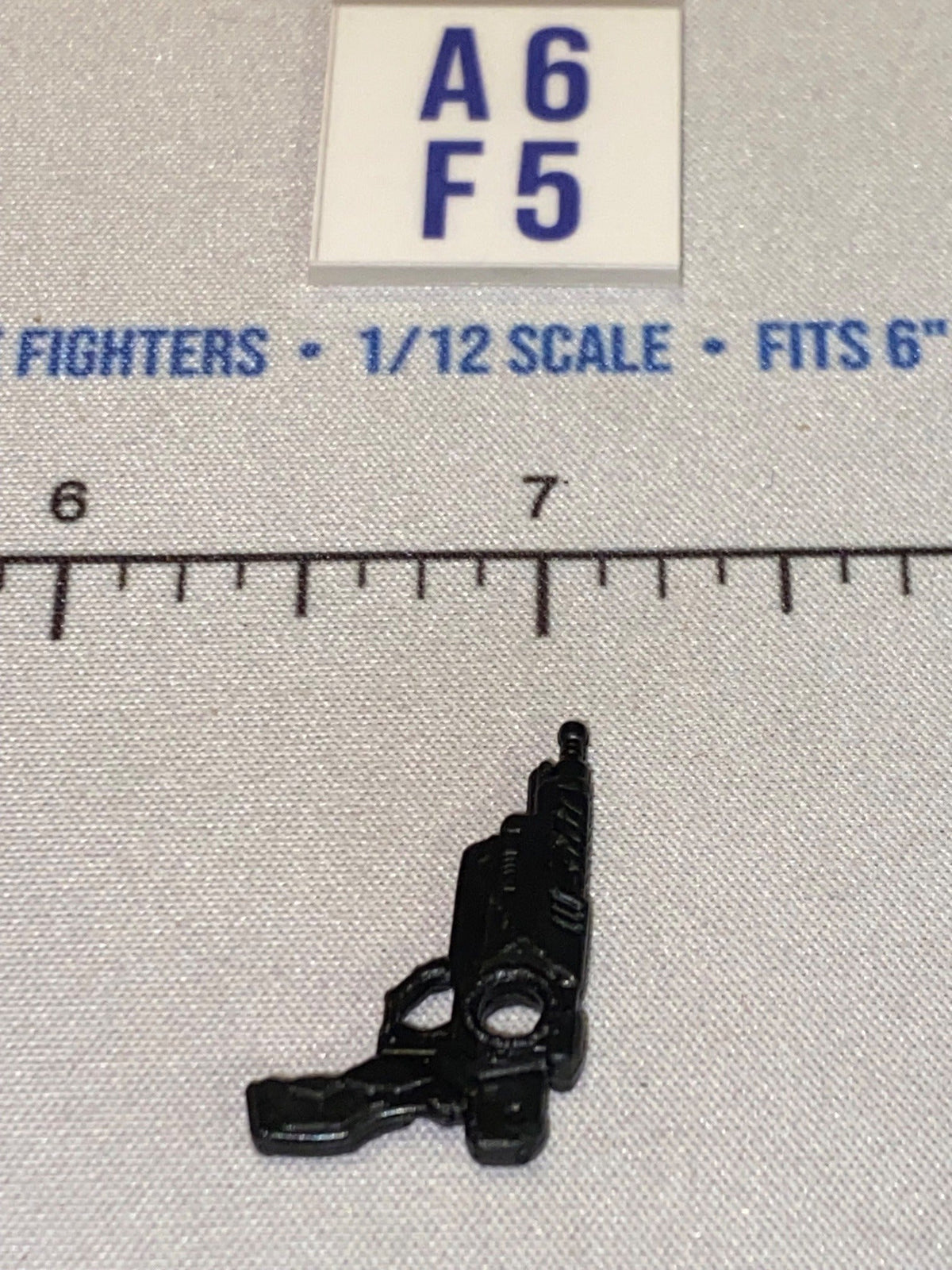 1/12 Scale Science Fiction Blaster Pistol - Matte Black - Star Wars Black Series
