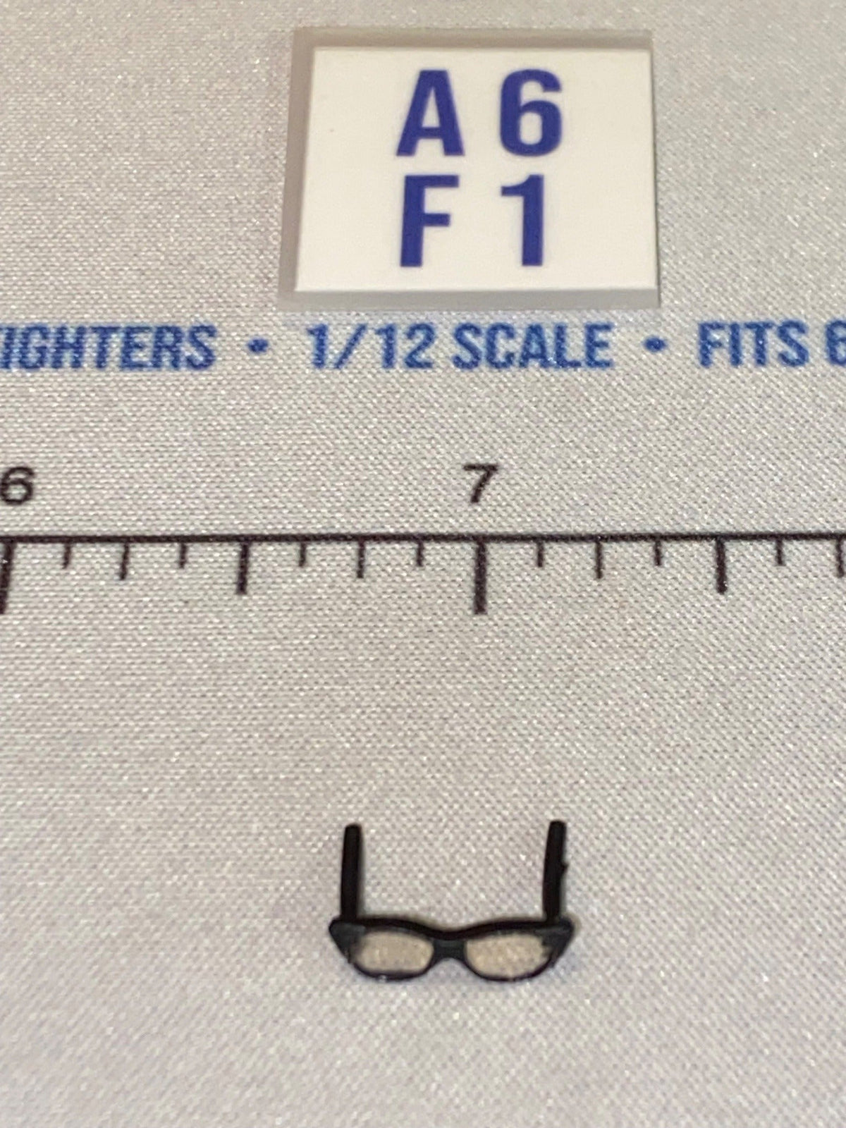 1/12 Scale Modern Eyeglasses - Black Frame