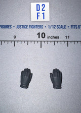 1/12 Scale WWII German Gloved Hands Pair - WWII German SS Honor Guard Archard - DID 3R TG80005