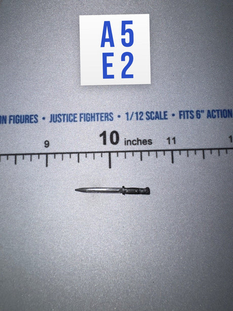 1/12 Scale Modern Era Combat Knife - 1/12 Scale WWII German SS Honor Guard Aaron - DID 3R TG80007 DiD DiD