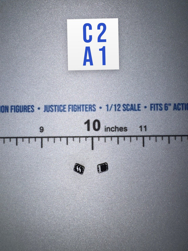 1/12 Scale WWII German Waffen Collar Tab Pair - 1/12 Scale WWII German SS Honor Guard Aaron - DID 3R TG80007 DiD