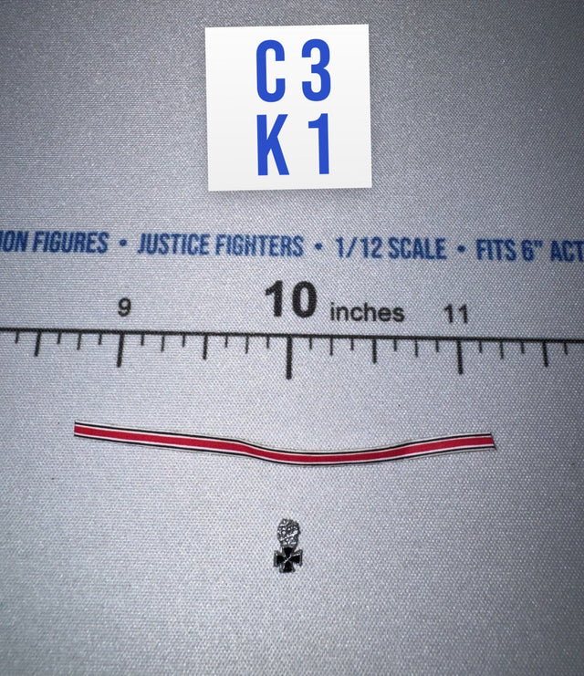 1/12 Scale WWII German Knight's Cross - Major König DiD XD80036