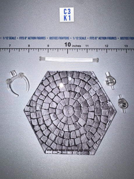 1/12 Scale WWII German Cobblestone Figure Stand - Major König DiD XD80036