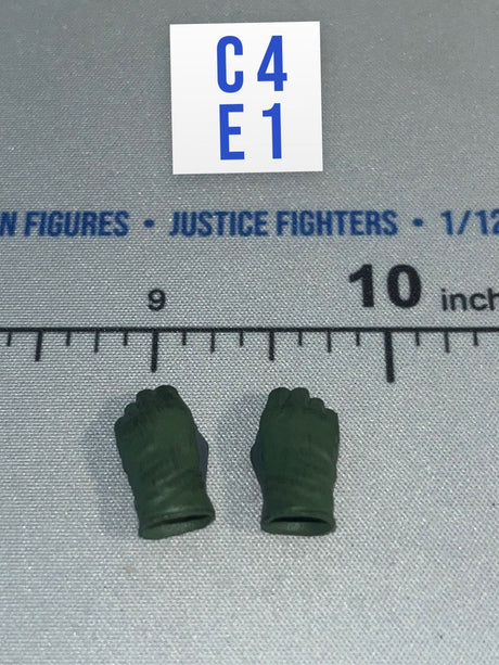 1/12 Scale Modern Era US Gloved Fists Pair - US Navy F/A-18E Pilot – “Maverick” Mitchell DiD XM80031